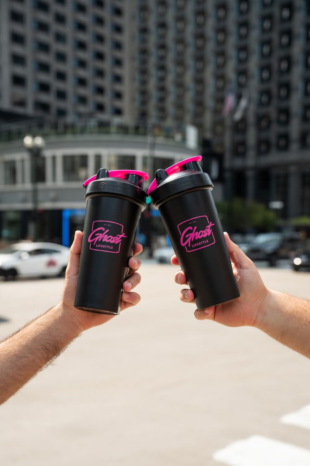 Shaker Bottle x Breast Cancer Research Foundation - Black - 28oz Shaker Bottle x Breast Cancer Research Foundation - Black - 28oz