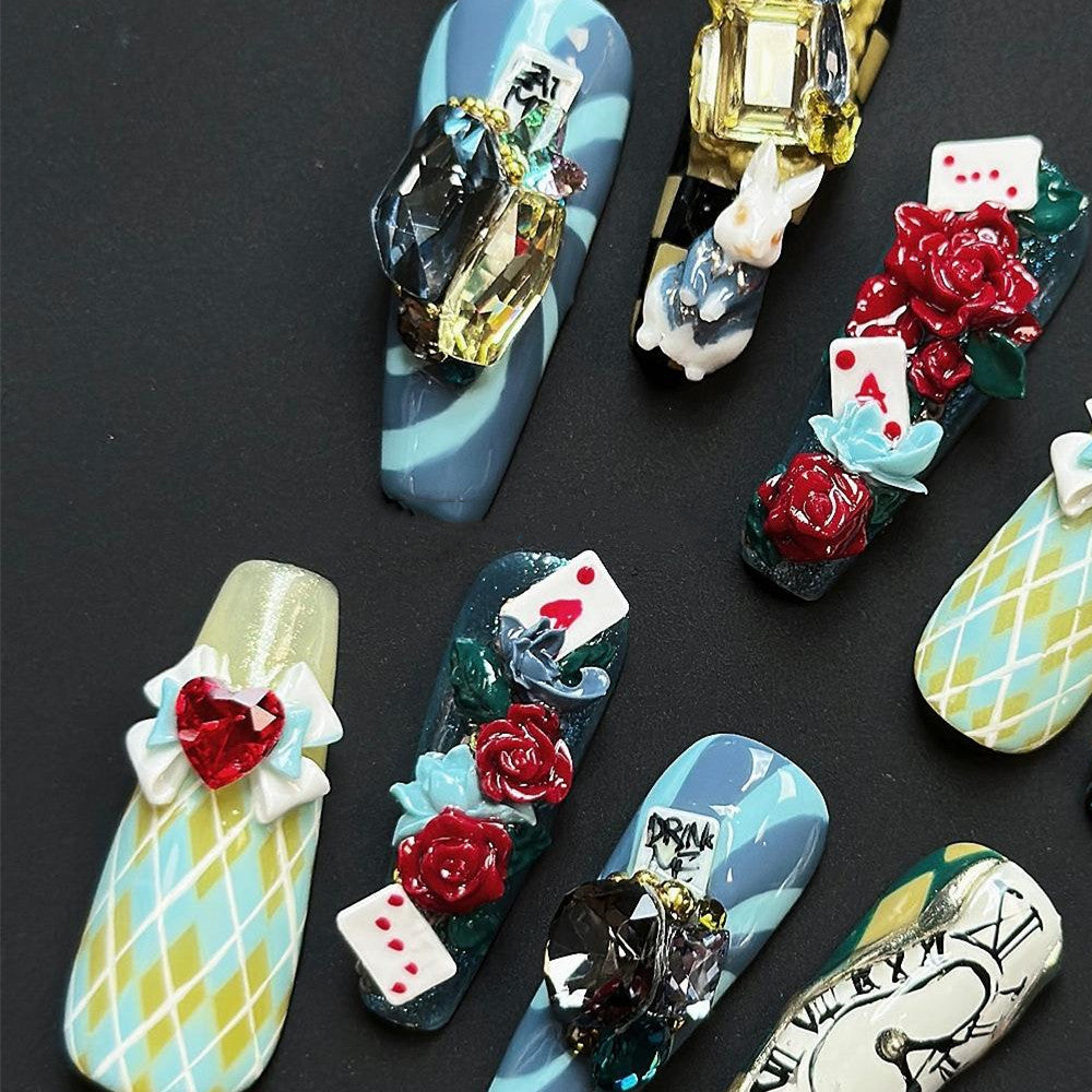 Fairy Tale Hand-painted White Hot Girl Manicure Customization Fake Nails Size Fairy Tale Hand-painted White Hot Girl Manicure Customization Fake Nails Size