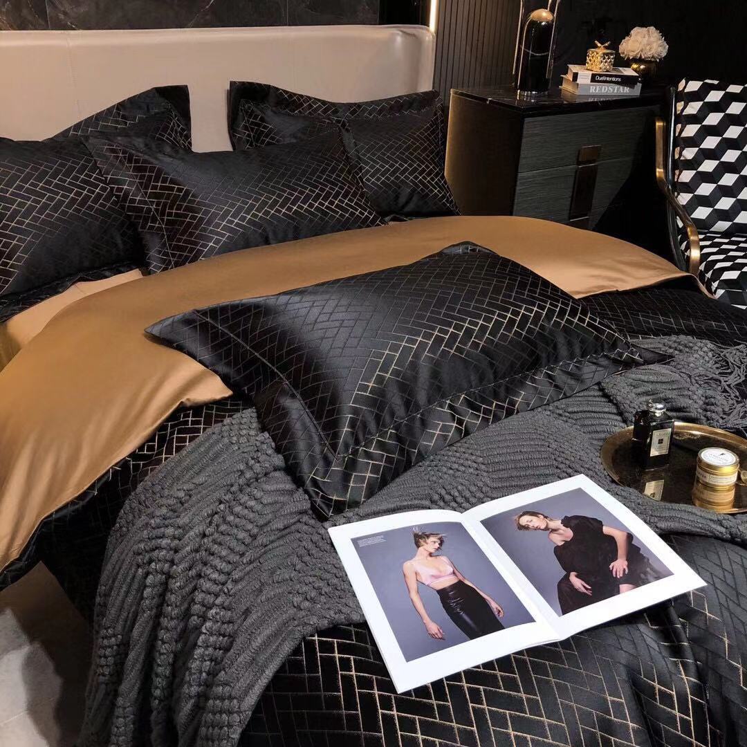 Luxury Retro Style Black Gold 120 Yarn-dyed Jacquard Cotton Bed Four-piece Set Luxury Retro Style Black Gold 120 Yarn-dyed Jacquard Cotton Bed Four-piece Set