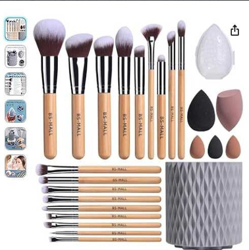 Makeup Brushes Premium Synthetic Foundation Powder Concealers Eye Shadows 18 Pcs Brush Set With 5 Sponge & Holder Sponge Case Makeup Brushes Premium Synthetic Foundation Powder Concealers Eye Shadows 18 Pcs Brush Set With 5 Sponge & Holder Sponge Case