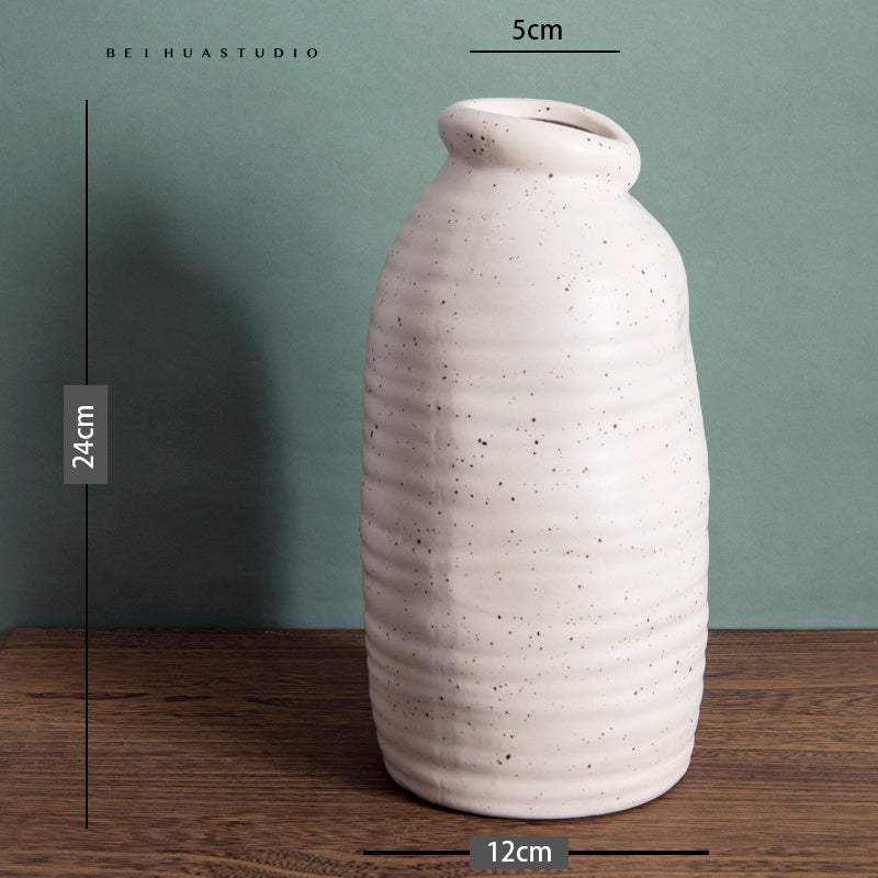 White Ceramic Vase Dry Flower  Inserting Device