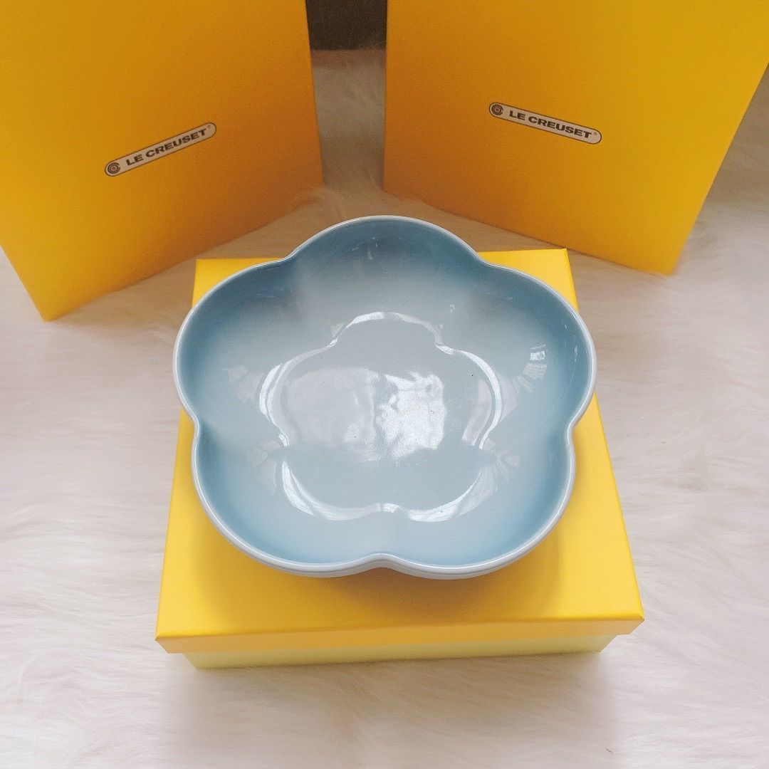 Flower-Shaped Deep Plate 2-Piece Set Of Stoneware