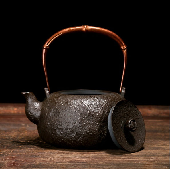 Japanese style iron kettle