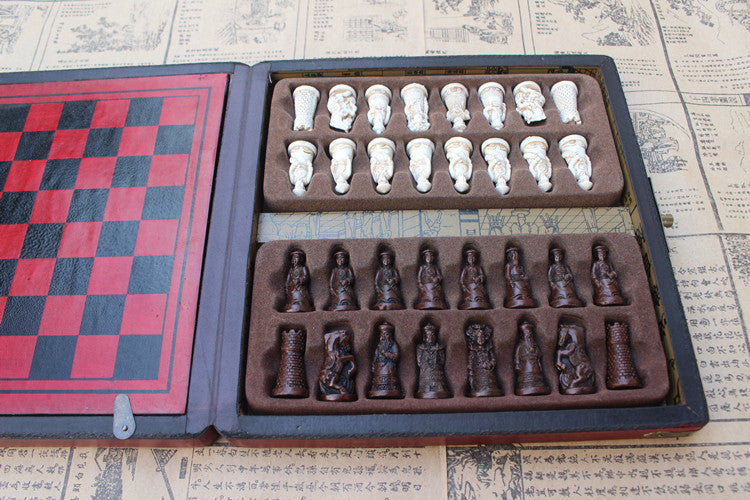 Miniature Three-dimensional Qing Bing Pieces Antique Leather Box Set Chess