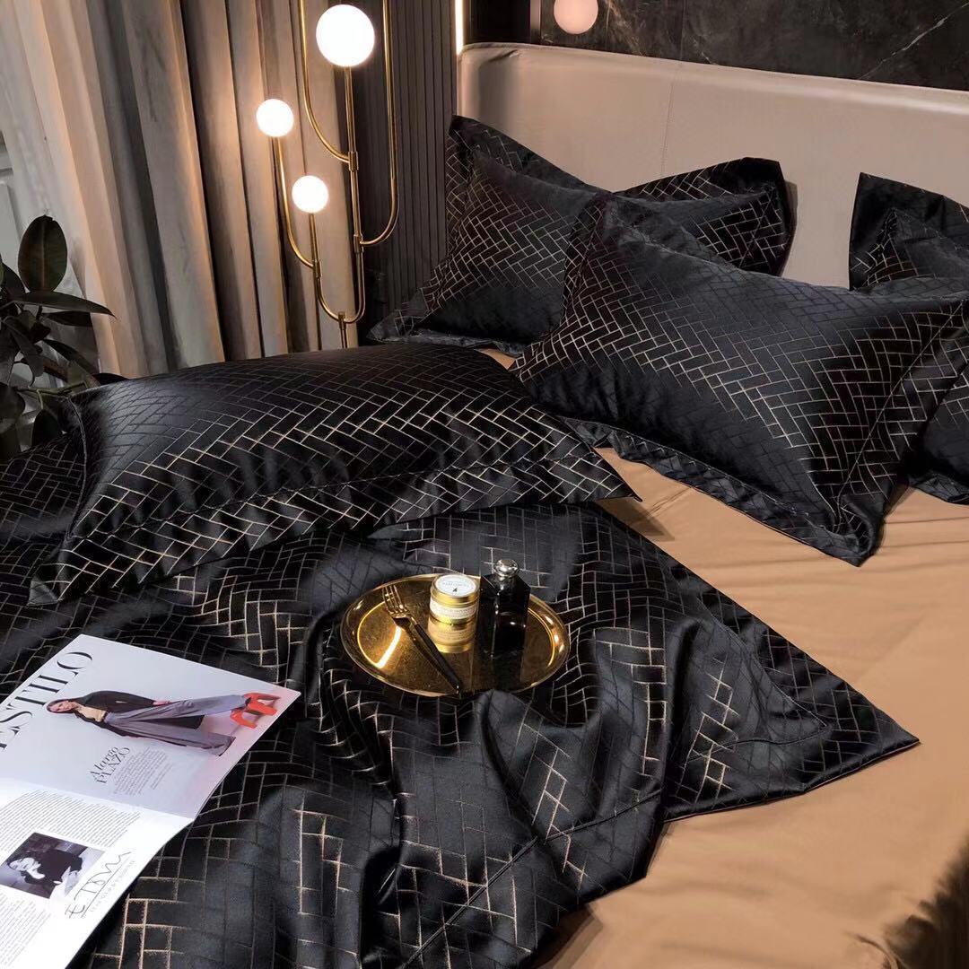 Luxury Retro Style Black Gold 120 Yarn-dyed Jacquard Cotton Bed Four-piece Set