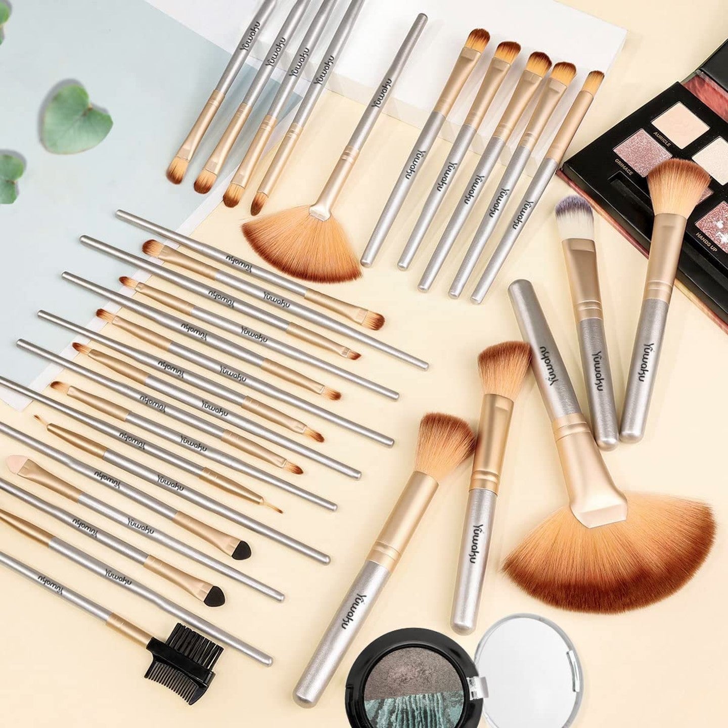 32 Pcs Brushes Set With PVC Bag Gold